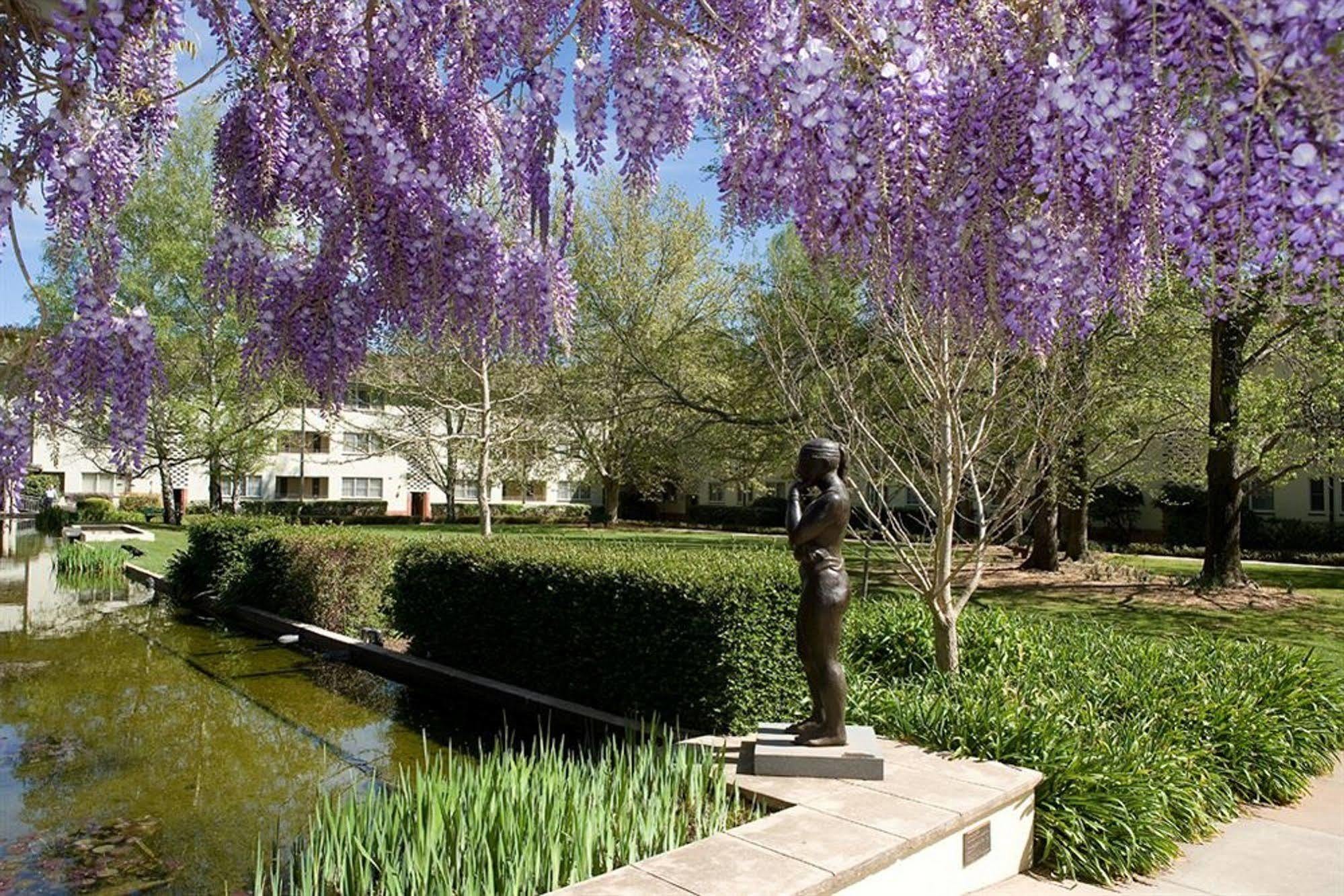 University House - Anu Canberra Zewnętrze zdjęcie